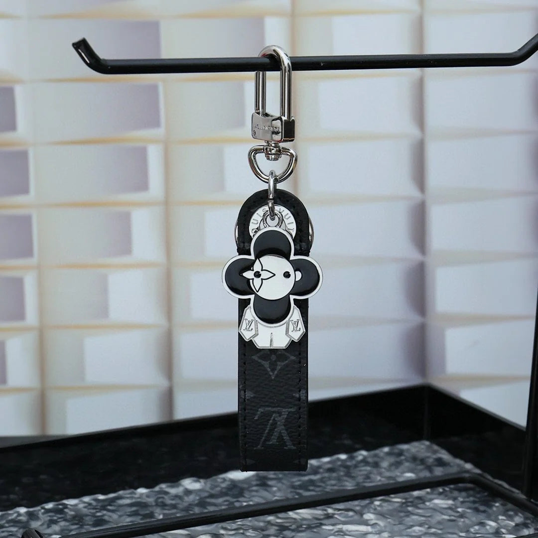 LV KEY HOLDER