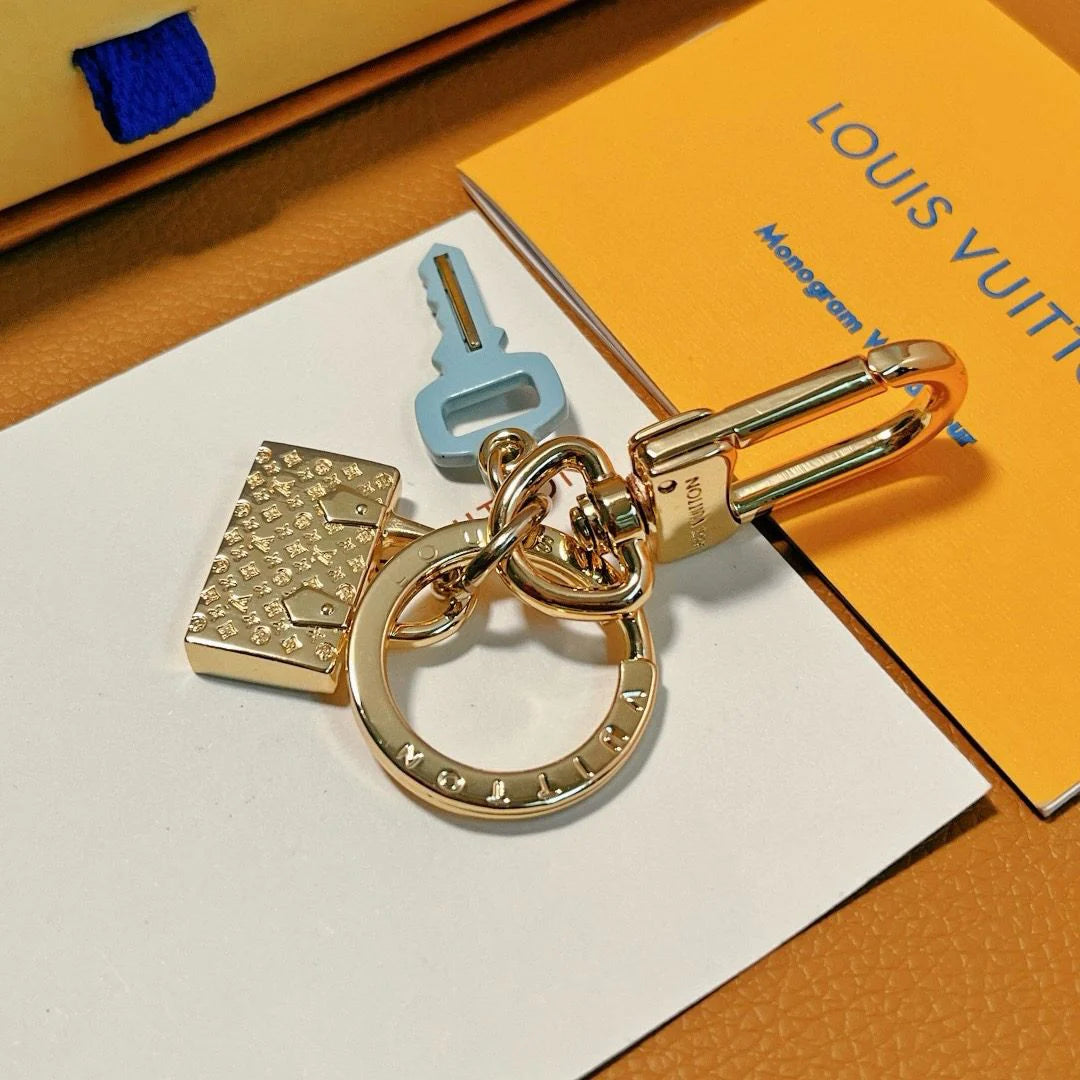 LV KEY HOLDER