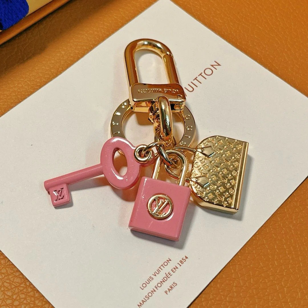 LV KEY HOLDER