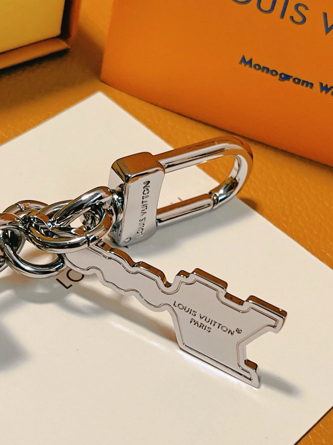 LV KEY HOLDER