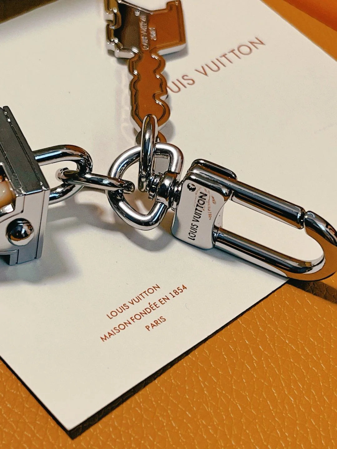 LV KEY HOLDER