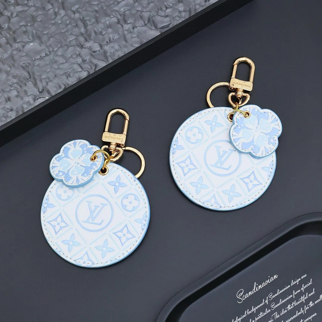 LV KEY HOLDER