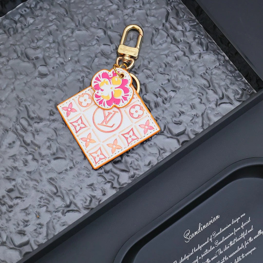 LV KEY HOLDER