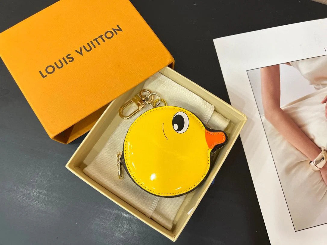 LV KEY HOLDER