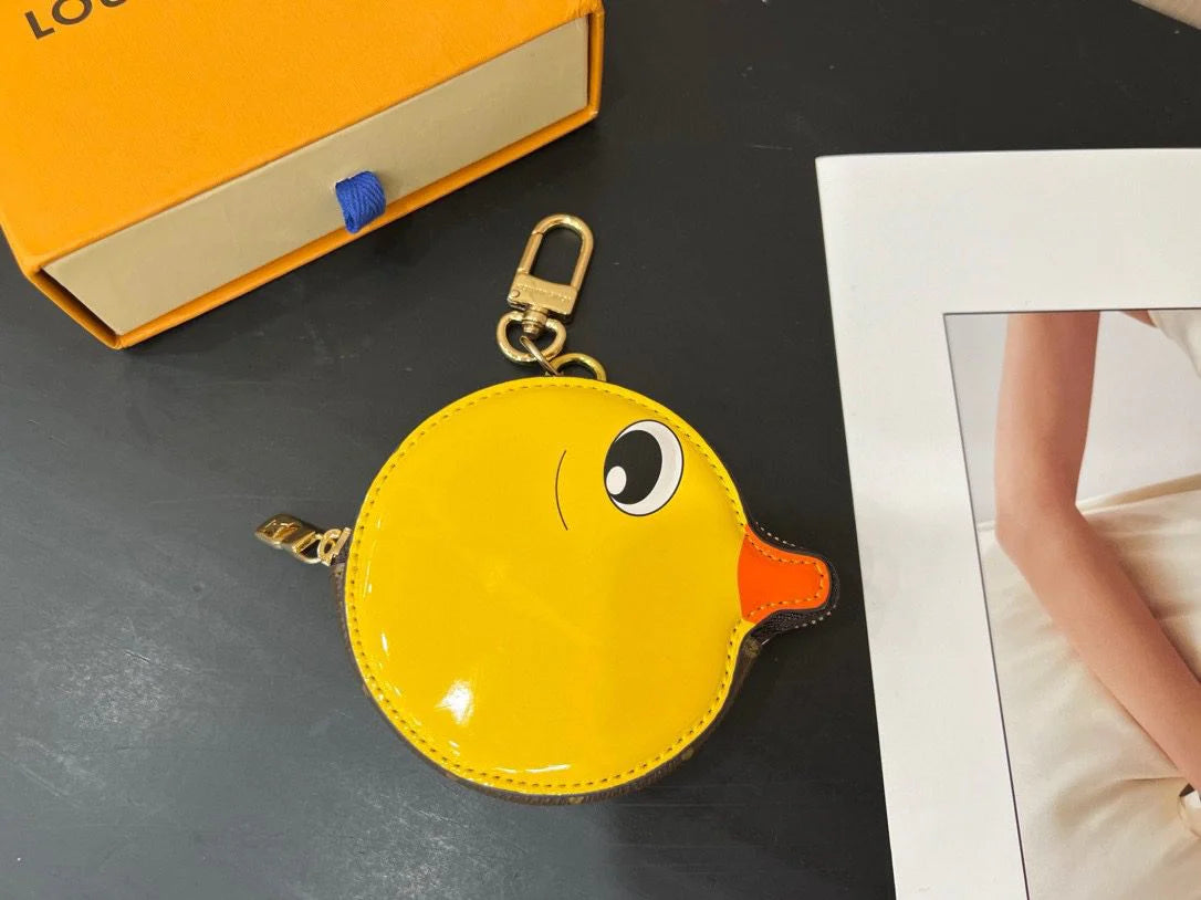 LV KEY HOLDER