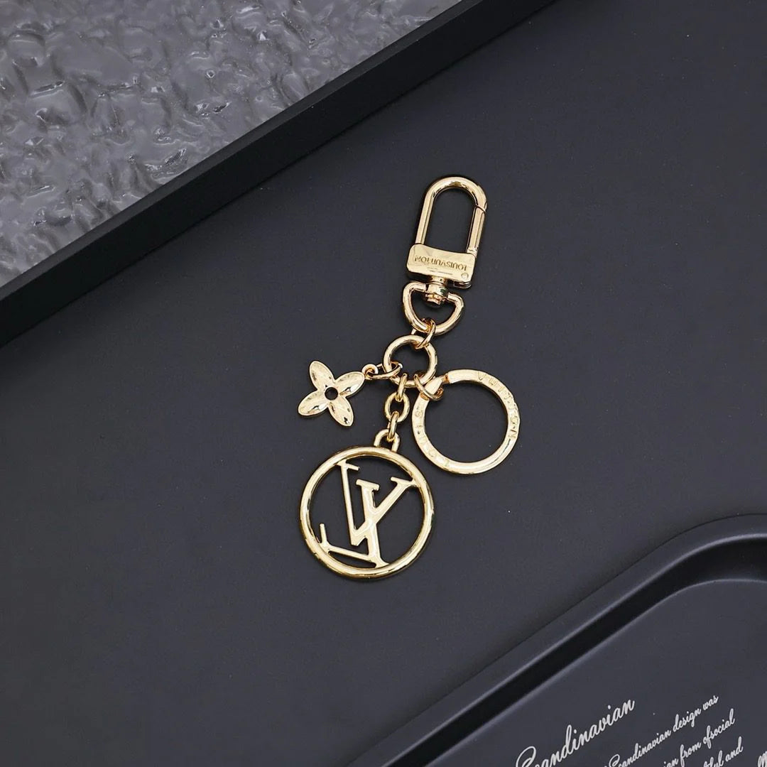 LV KEY HOLDER