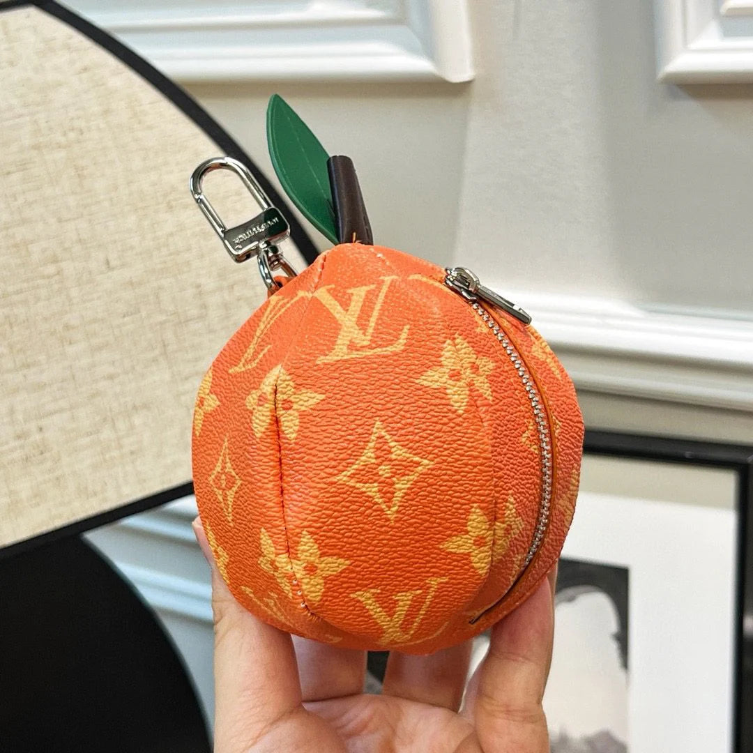 LV KEY HOLDER