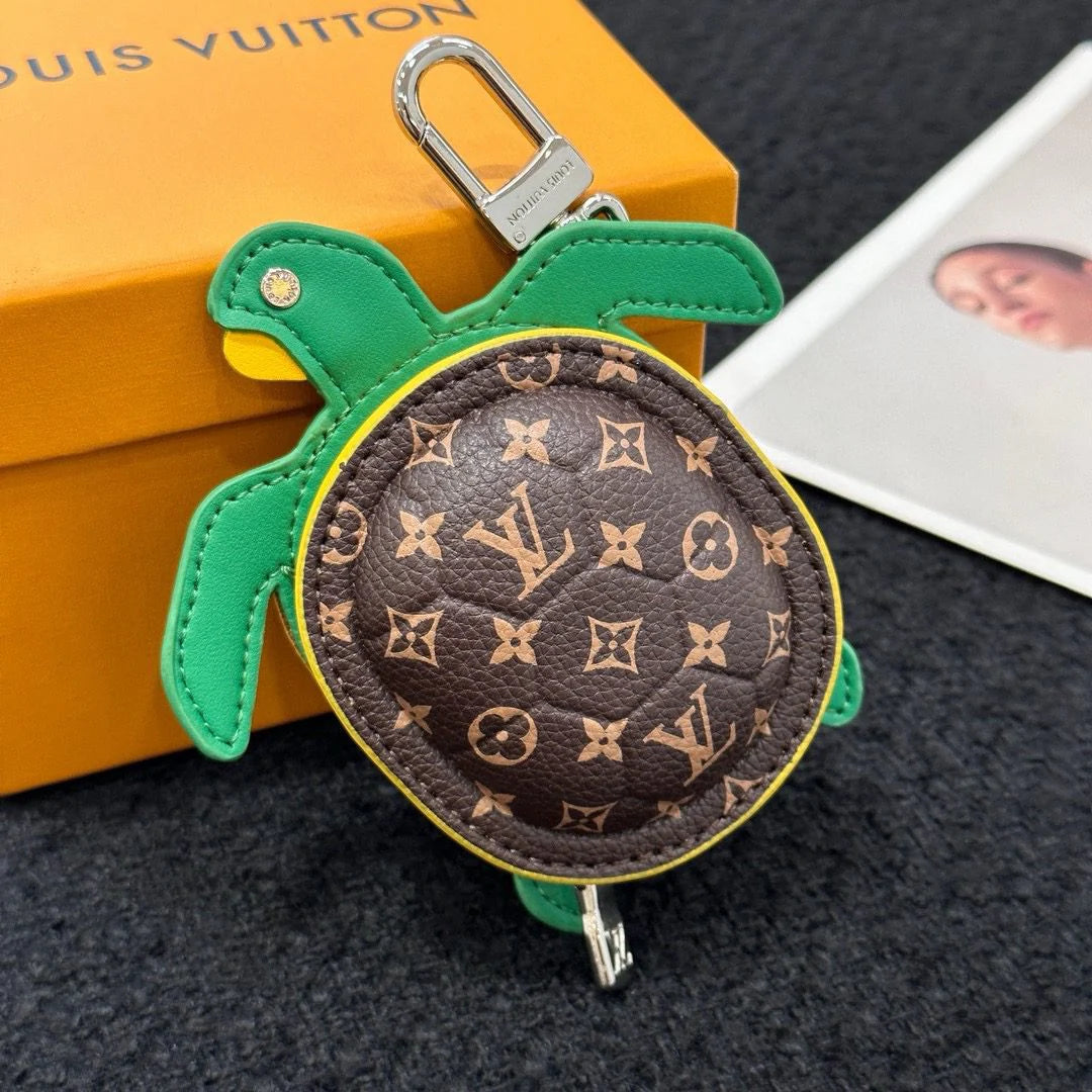 LV KEY HOLDER