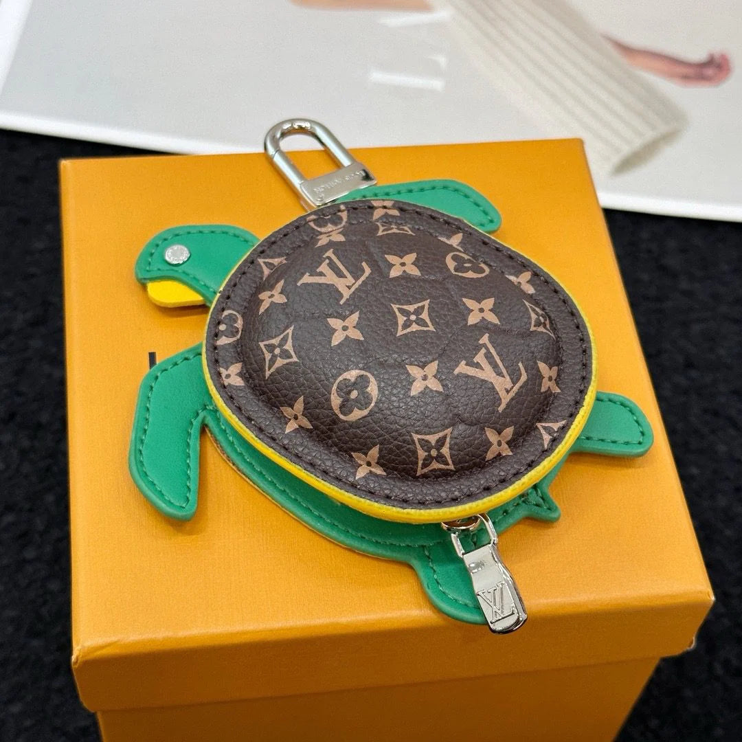 LV KEY HOLDER