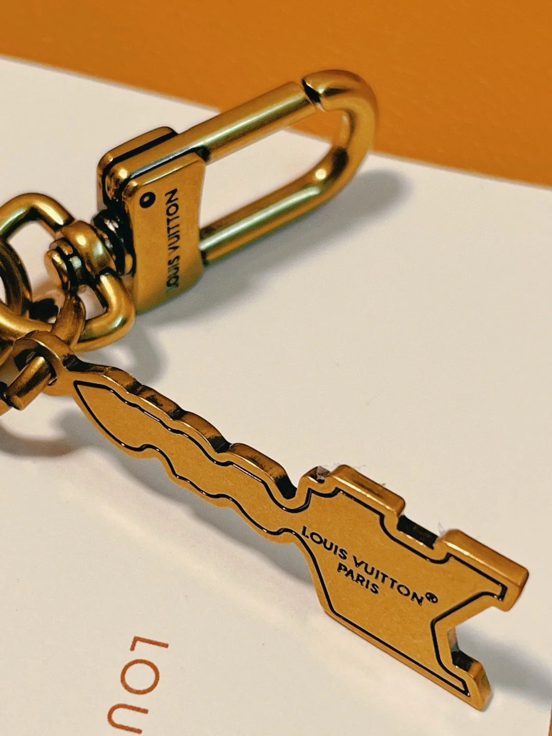 LV KEY HOLDER