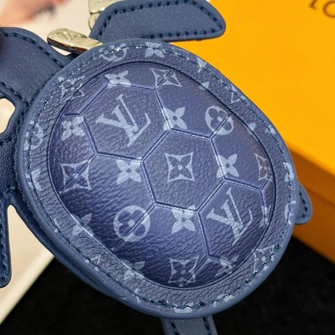 LV KEY HOLDER