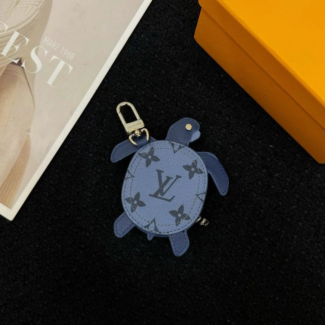 LV KEY HOLDER