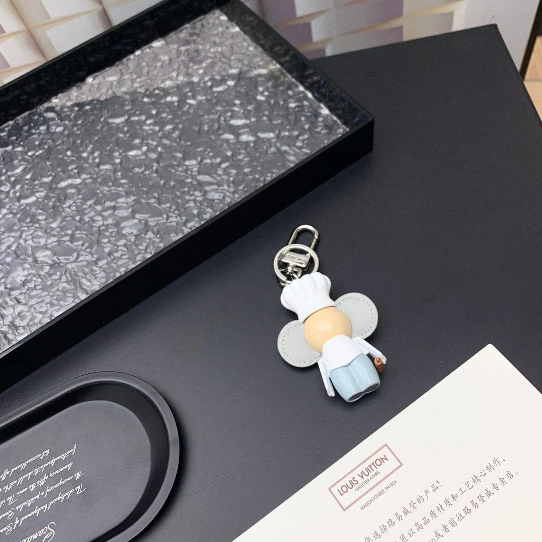 LV KEY HOLDER