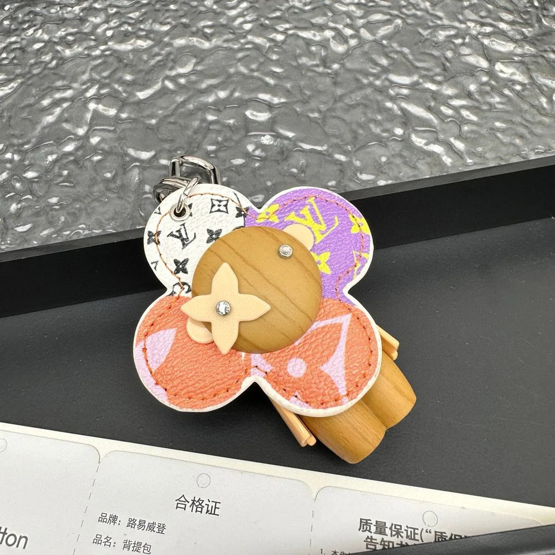 LV KEY HOLDER