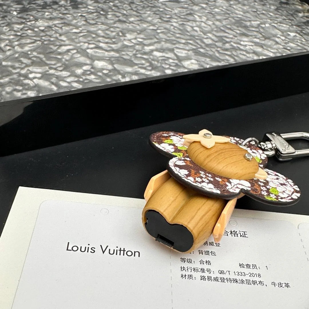 LV KEY HOLDER