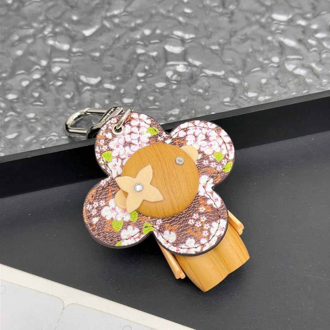 LV KEY HOLDER