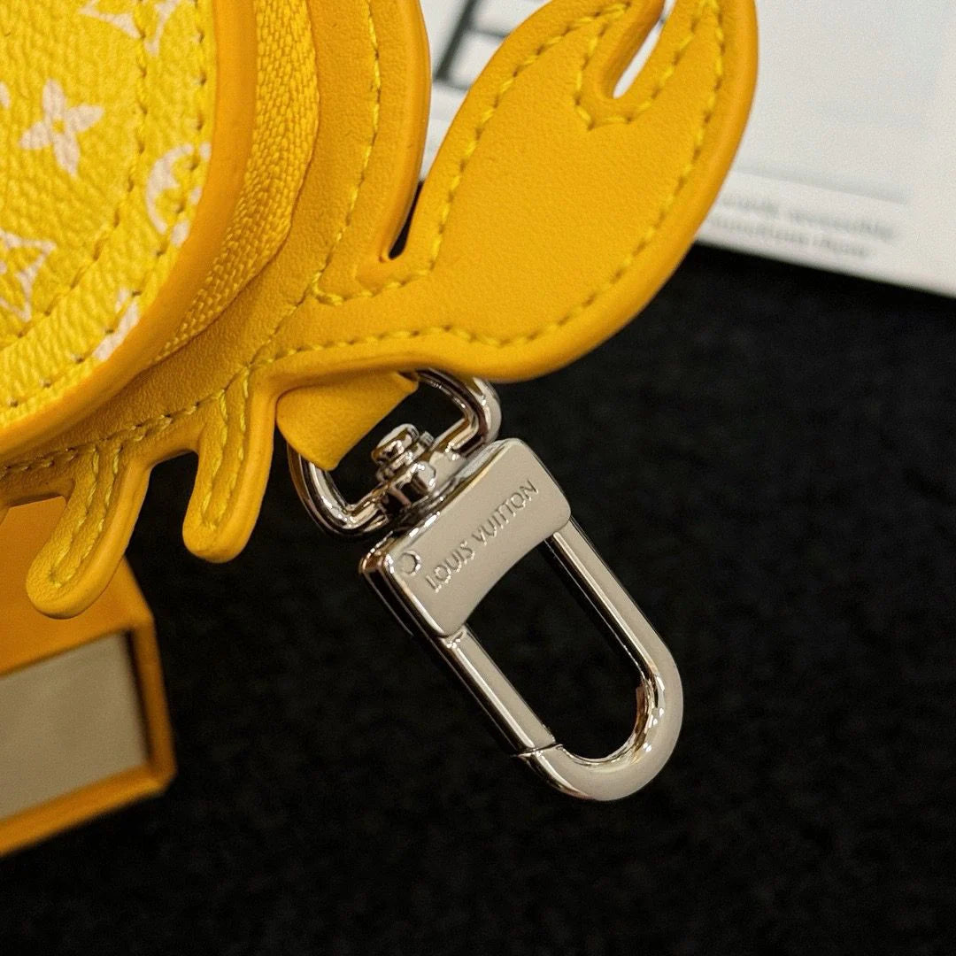 LV KEY HOLDER