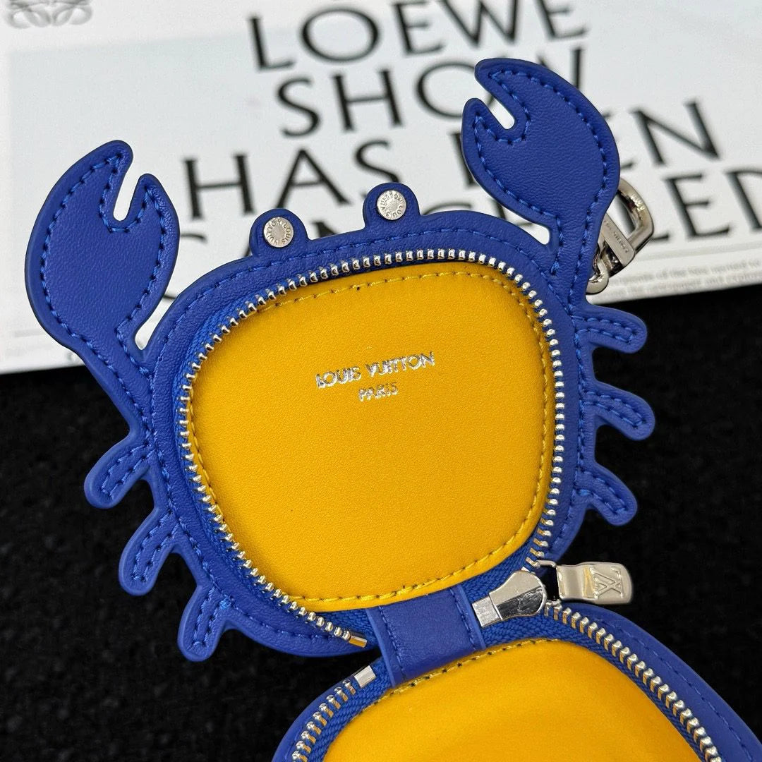LV KEY HOLDER