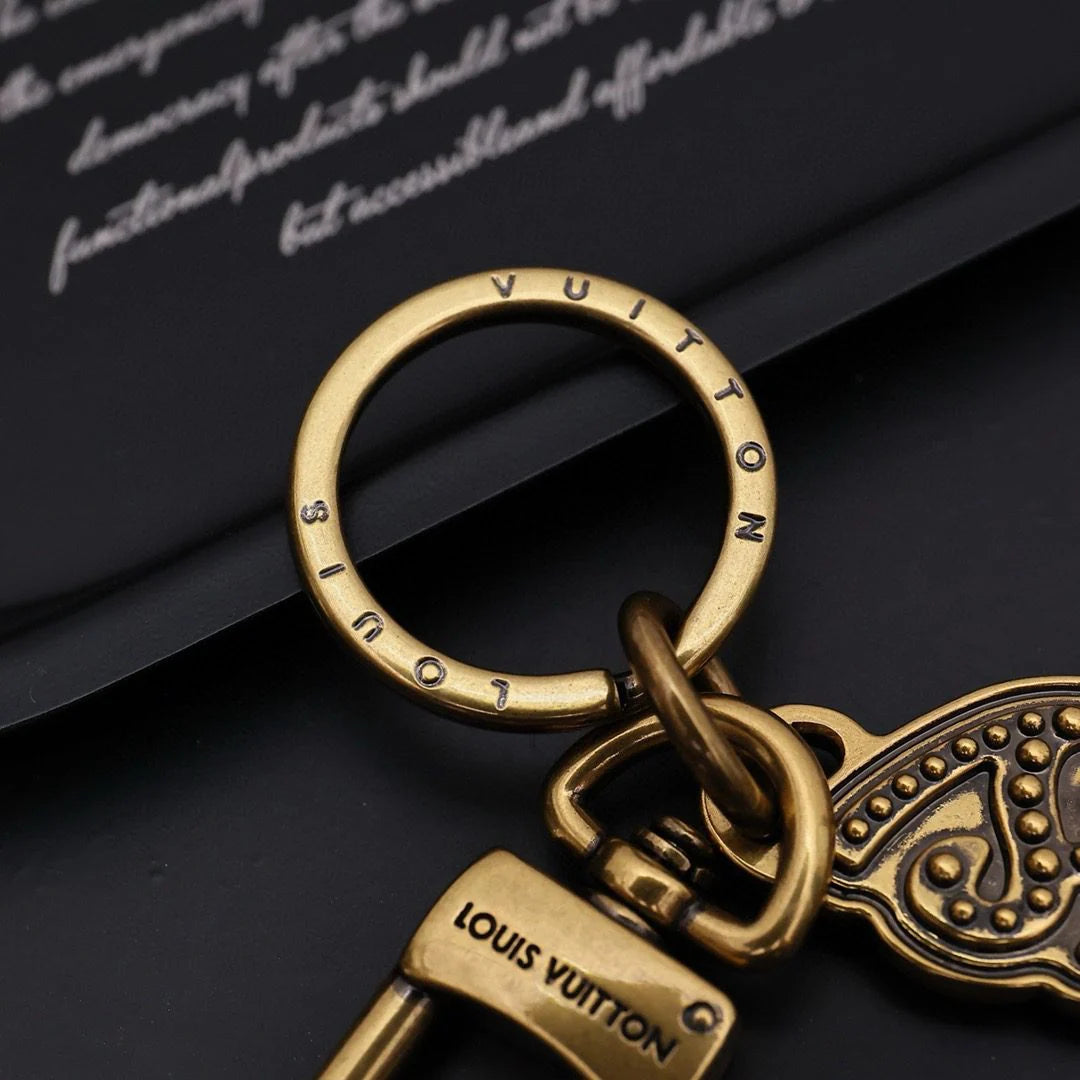 LV KEY HOLDER