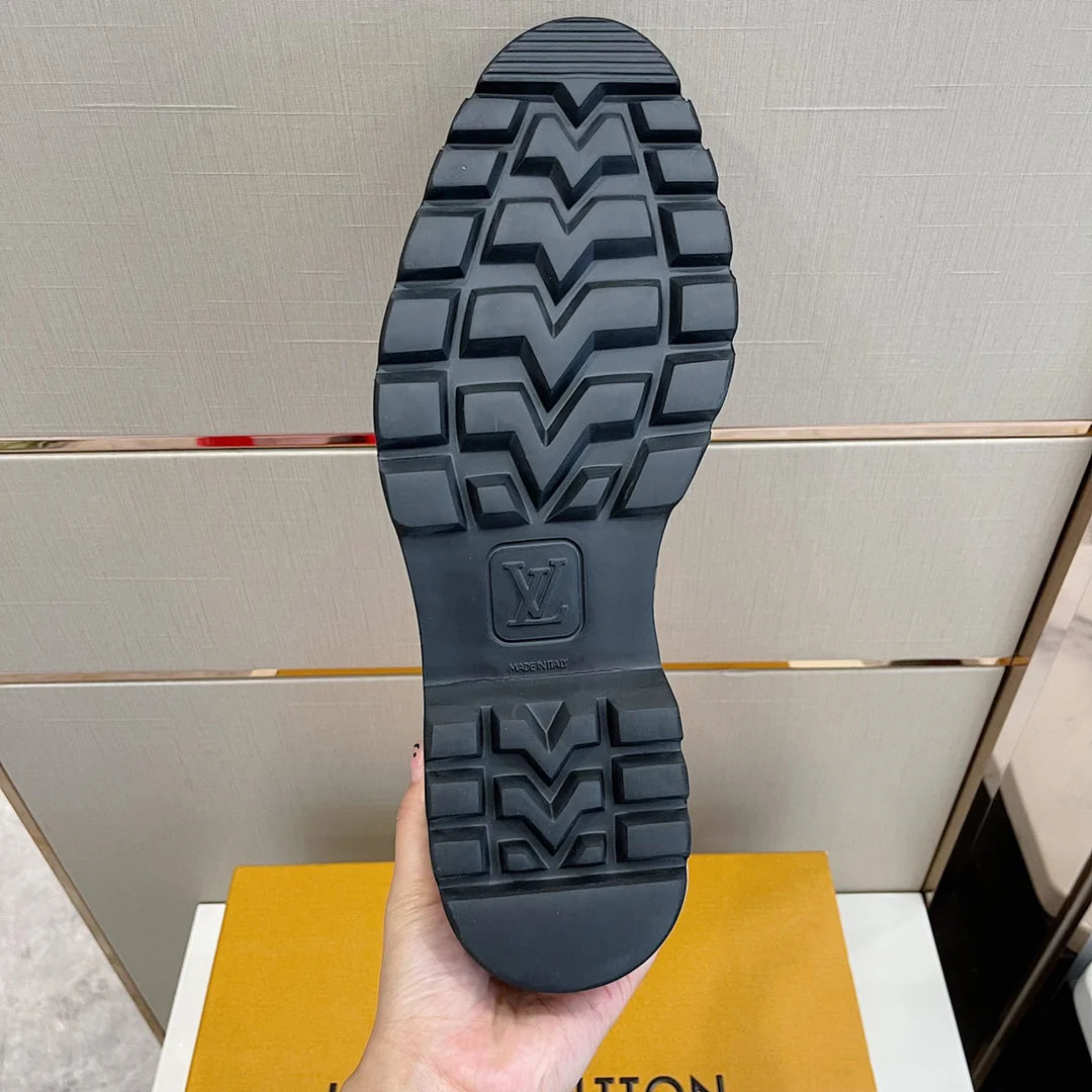 LV LOAFER