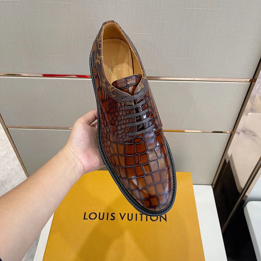 LV LOAFER