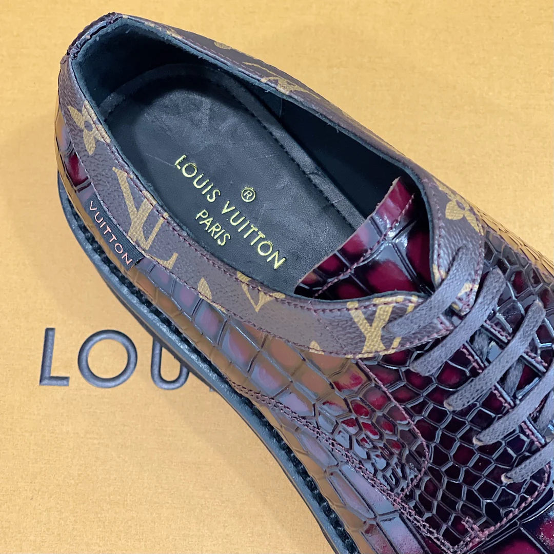 LV LOAFER