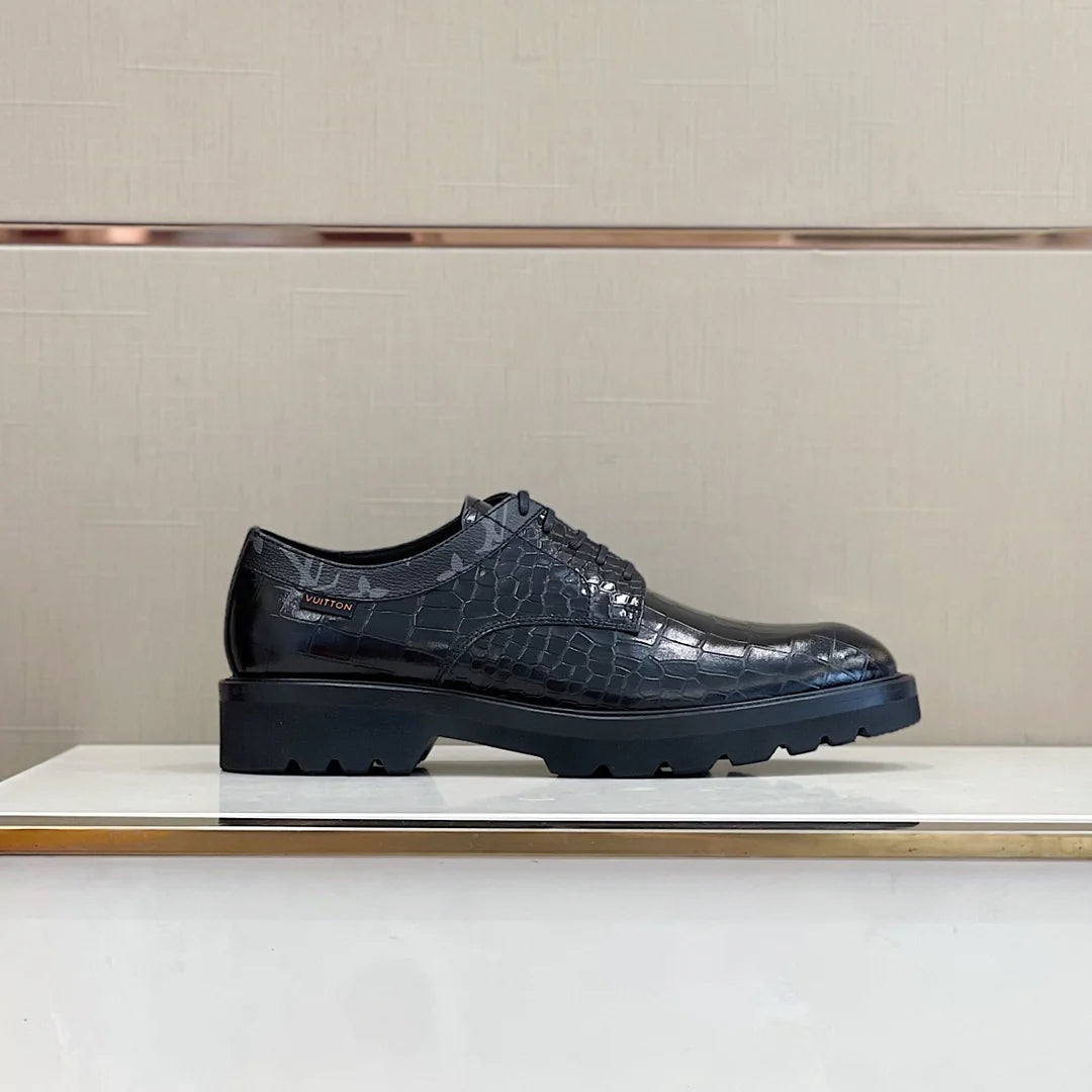 LV LOAFER