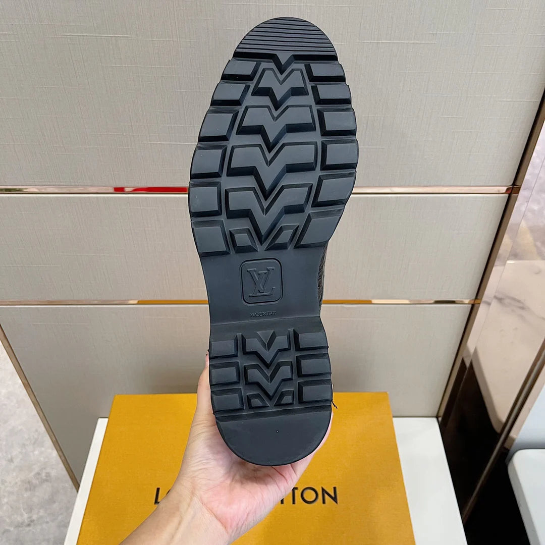 LV LOAFER