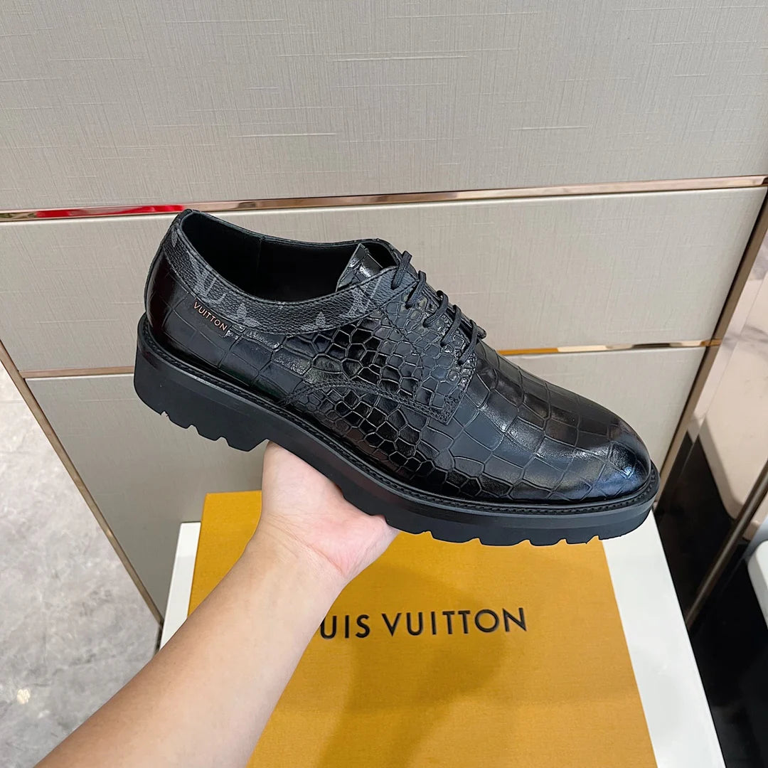 LV LOAFER