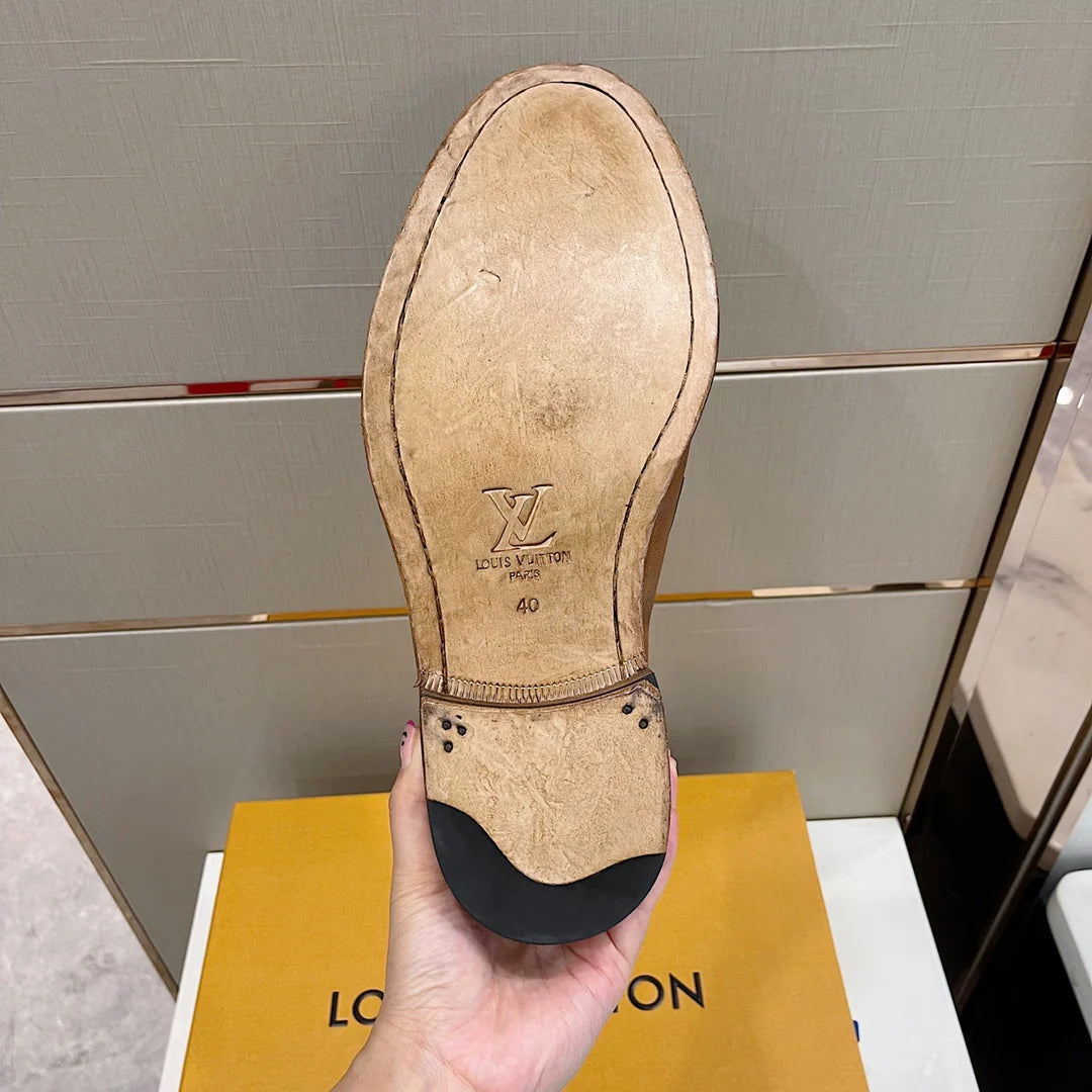 LV LOAFER