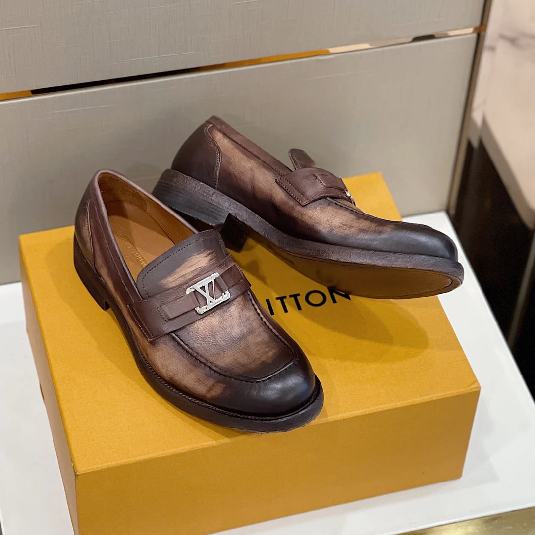LV LOAFER
