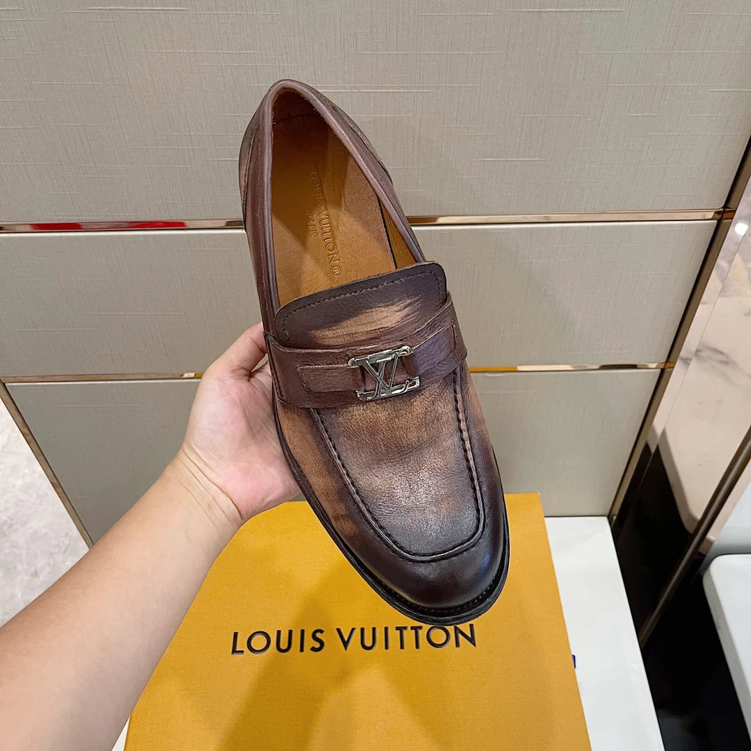 LV LOAFER