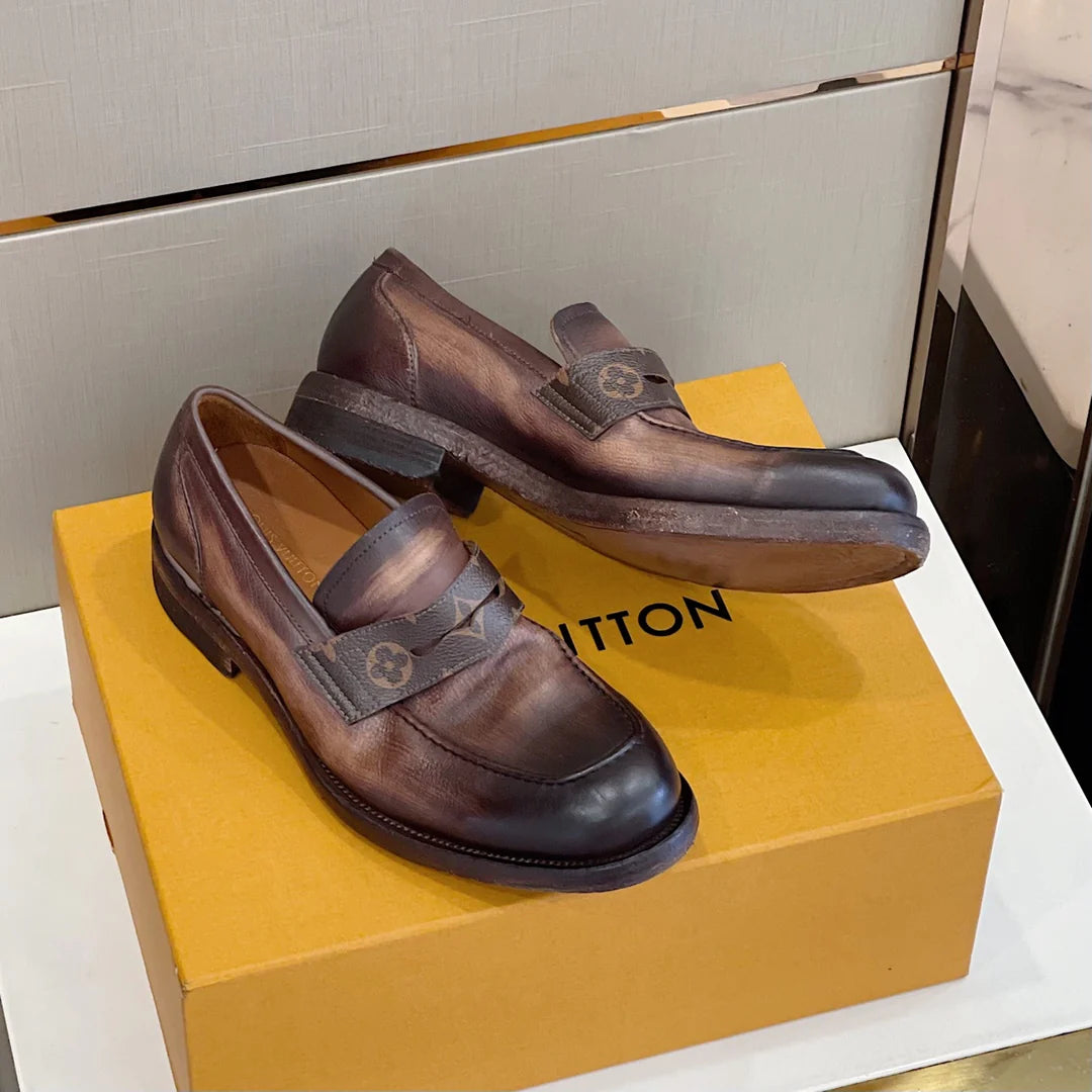 LV LOAFER