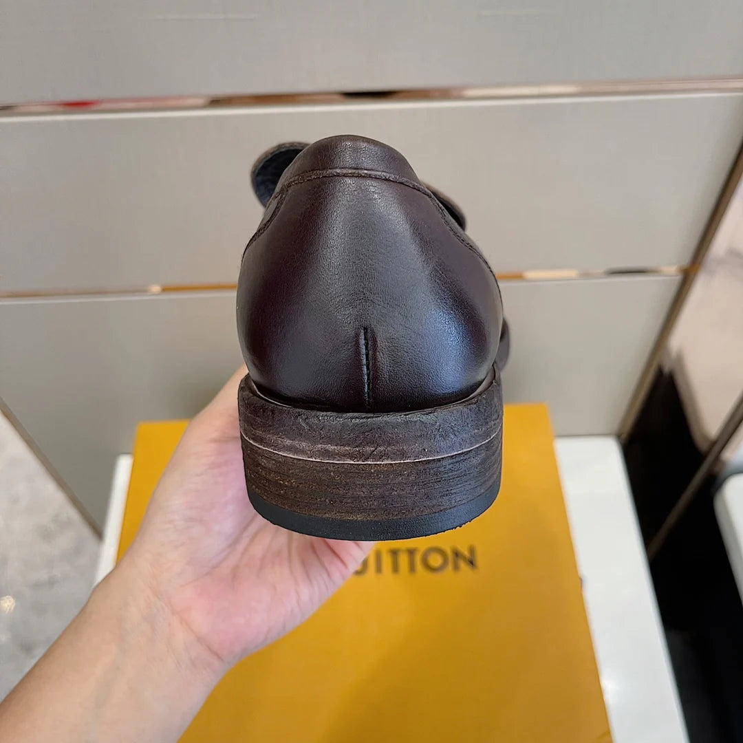 LV LOAFER