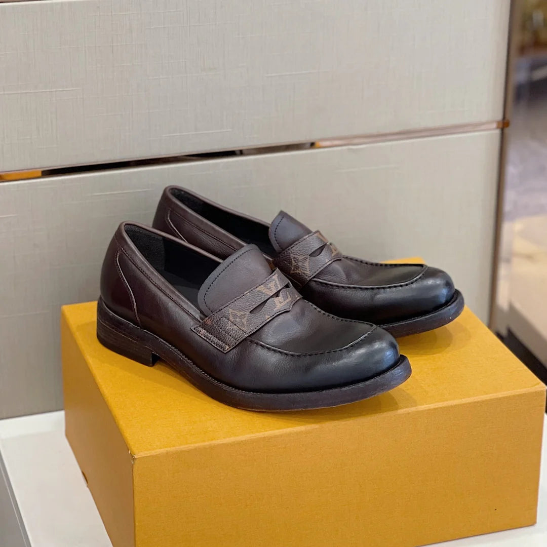 LV LOAFER