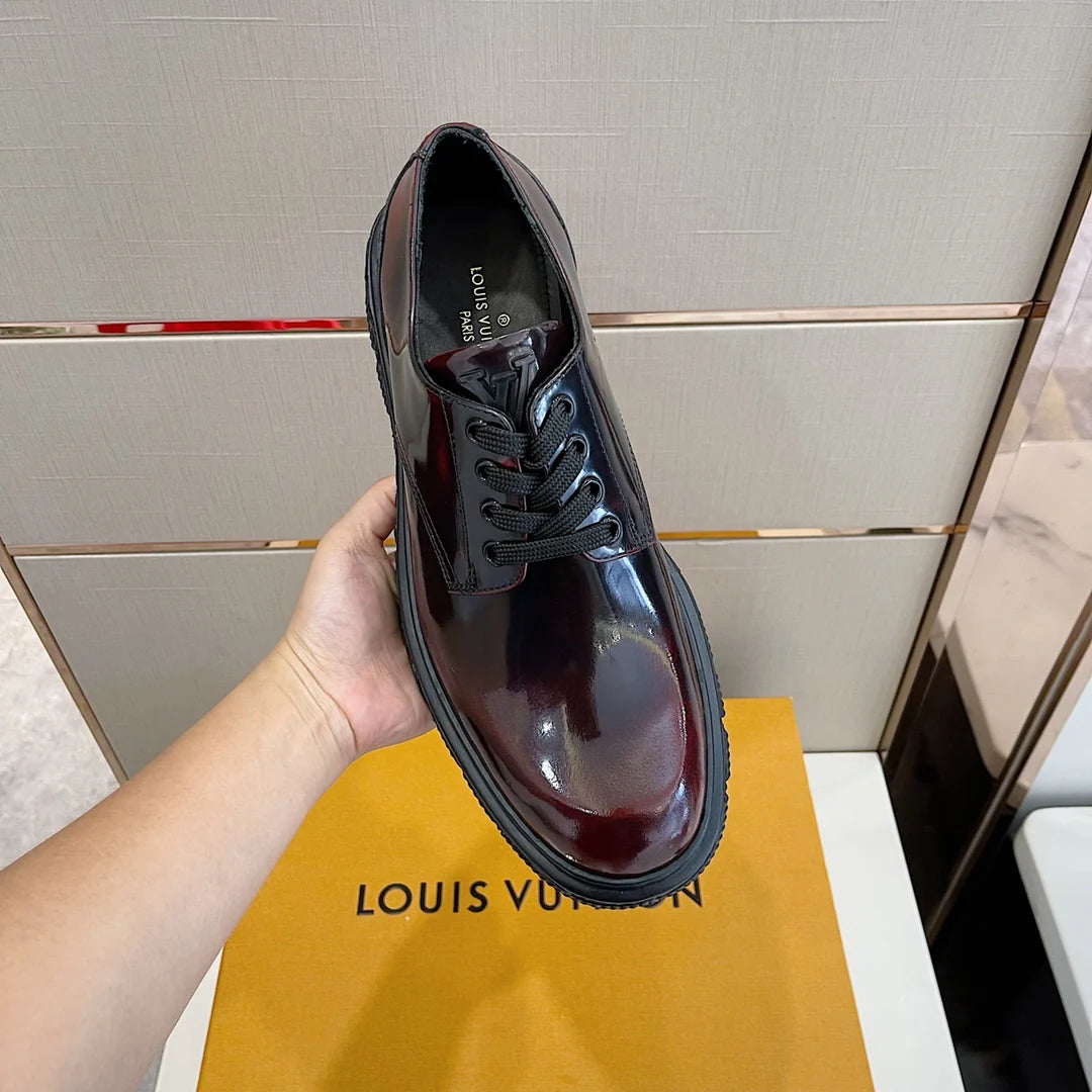 LV LOAFER