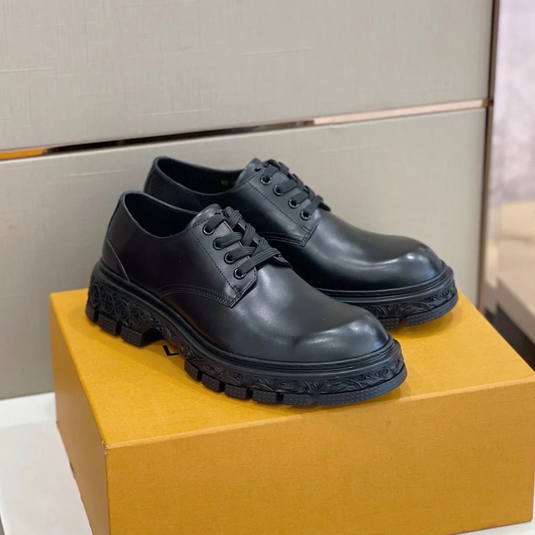 LV LOAFER