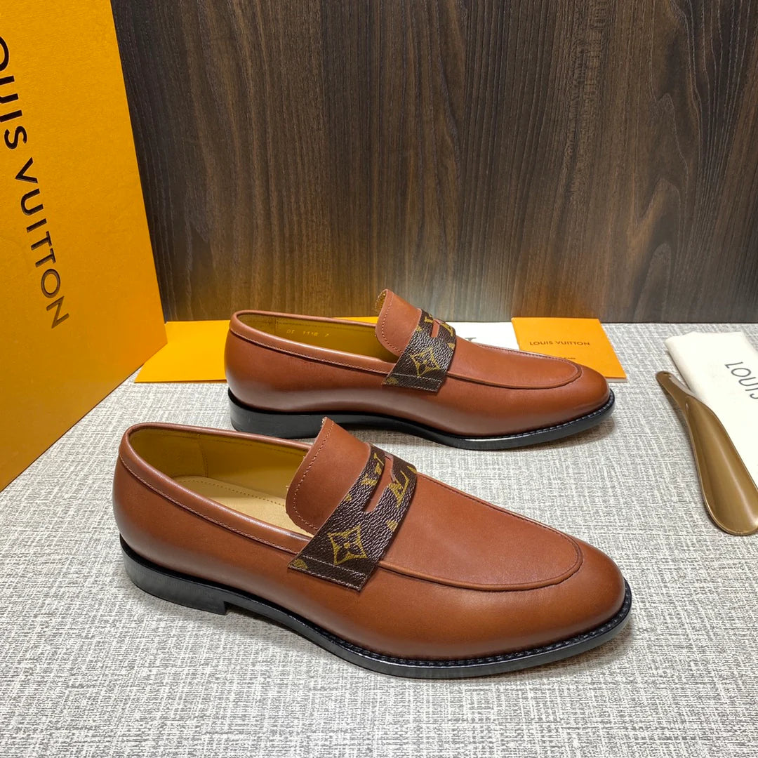LV LOAFER