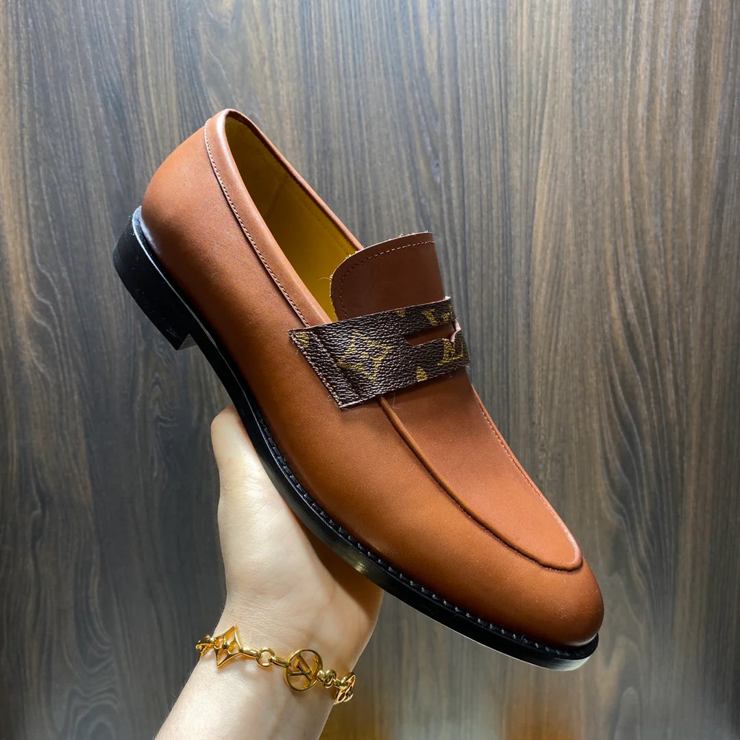 LV LOAFER