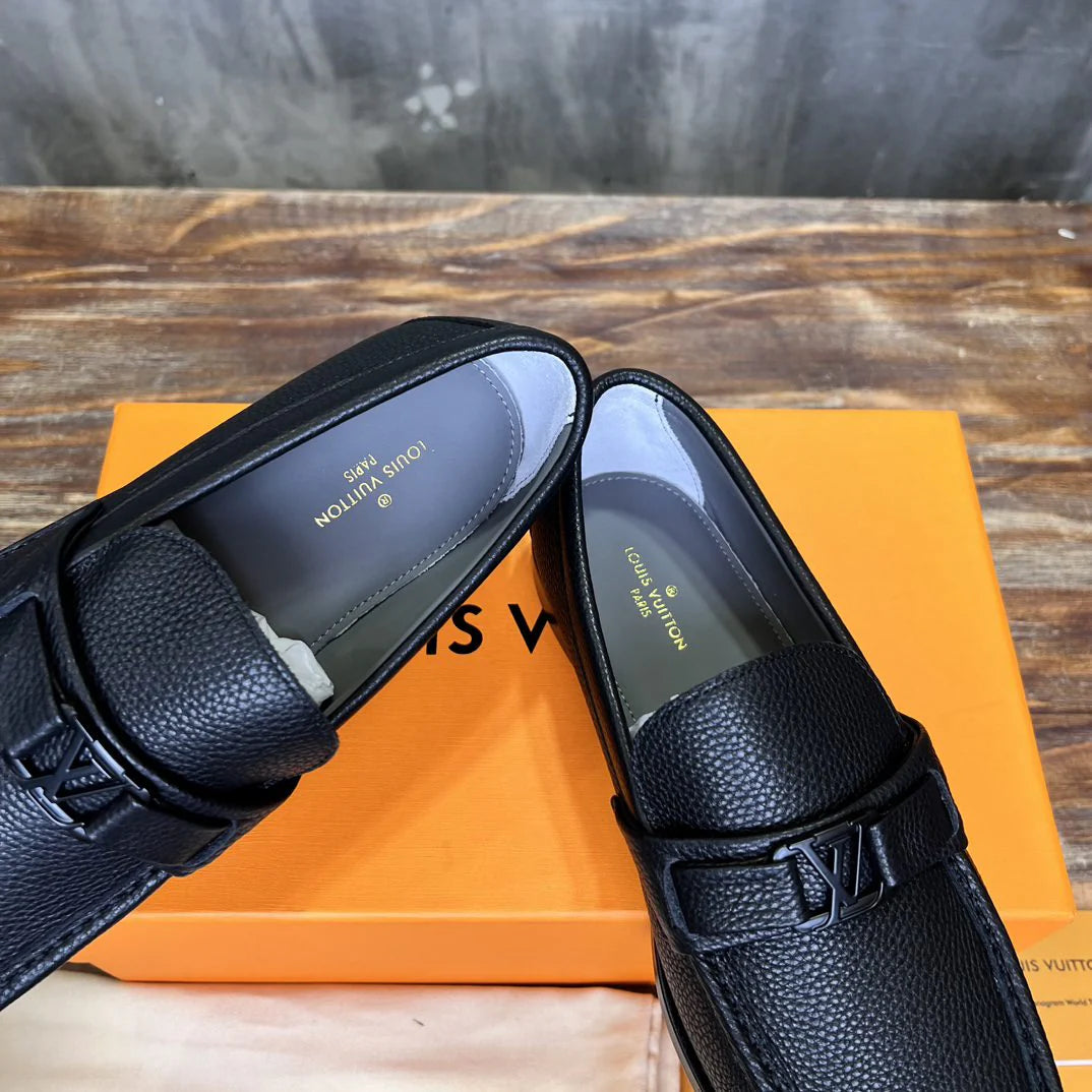 LV LOAFER