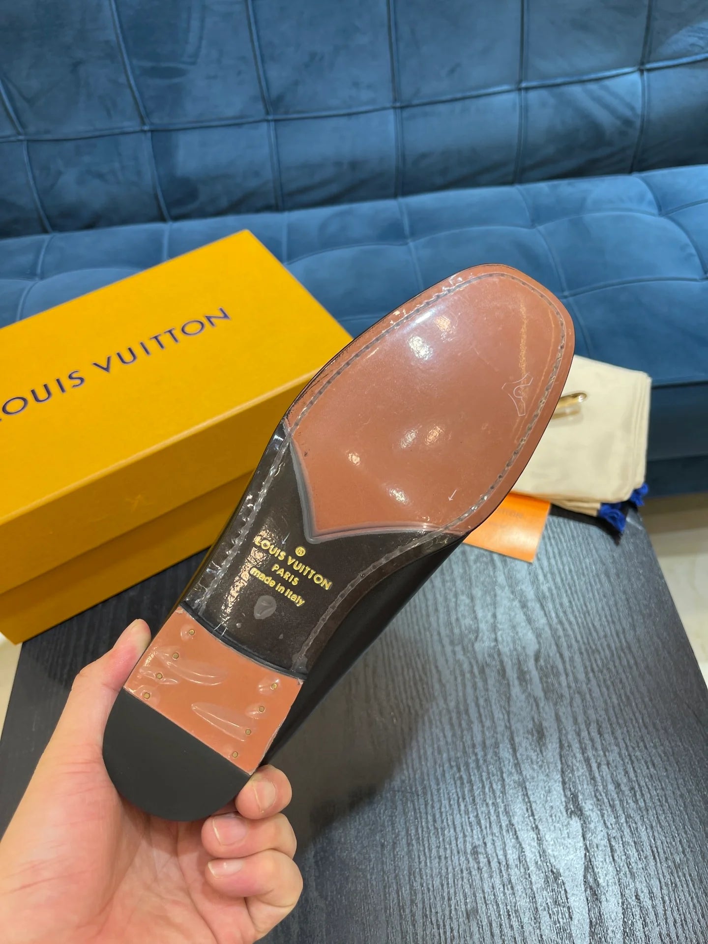 LV LOAFER