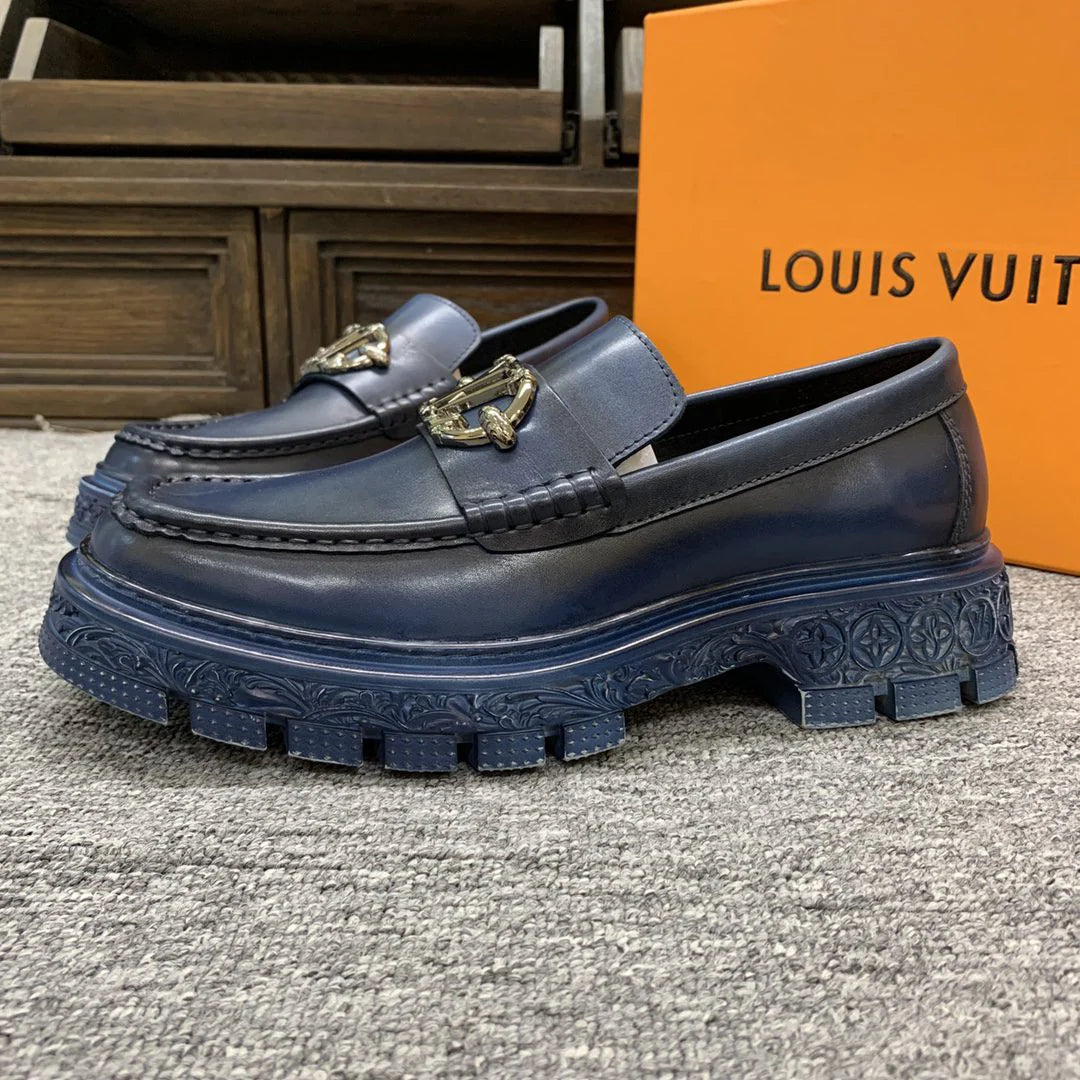 LV LOAFER