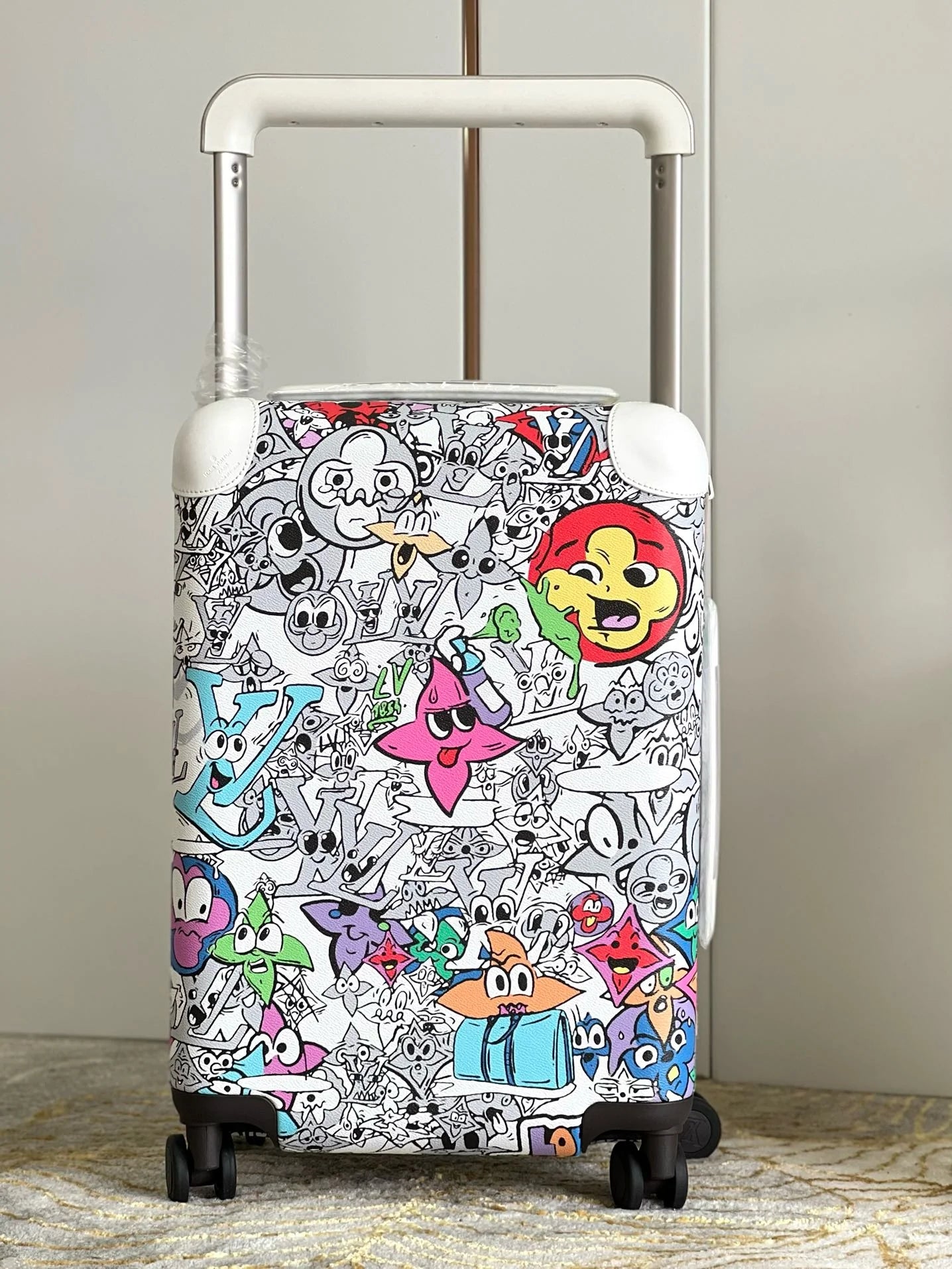 LV LUGGAGE