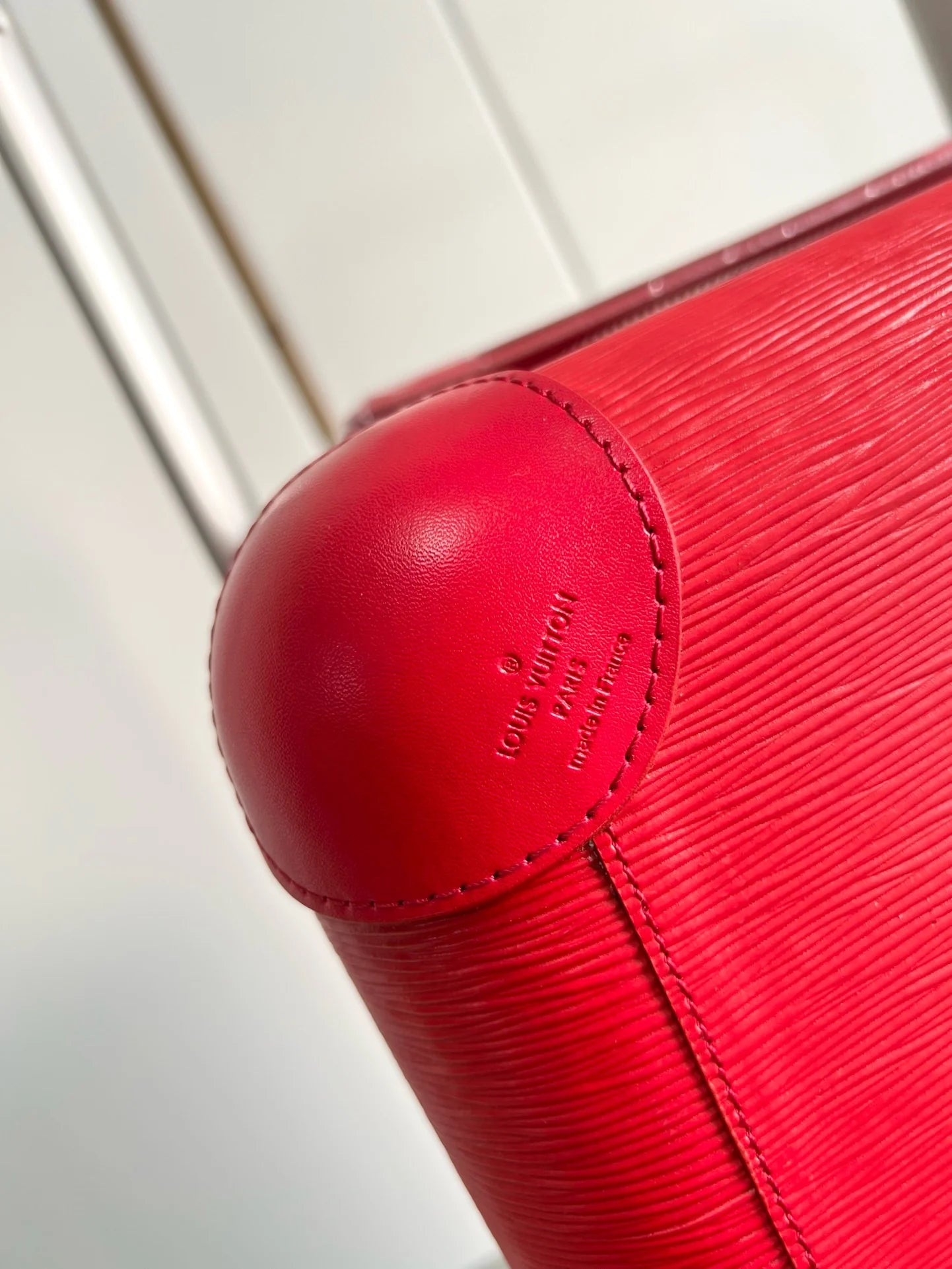 LV LUGGAGE