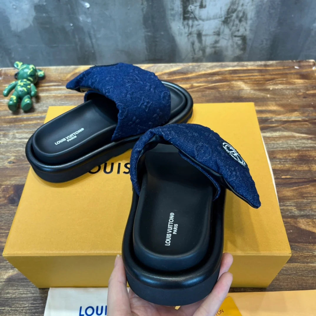 LV SANDAL