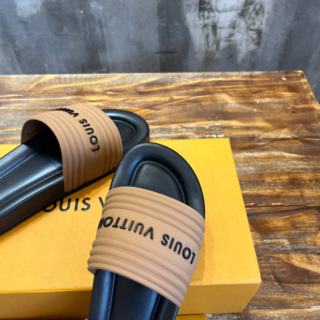 LV SANDAL