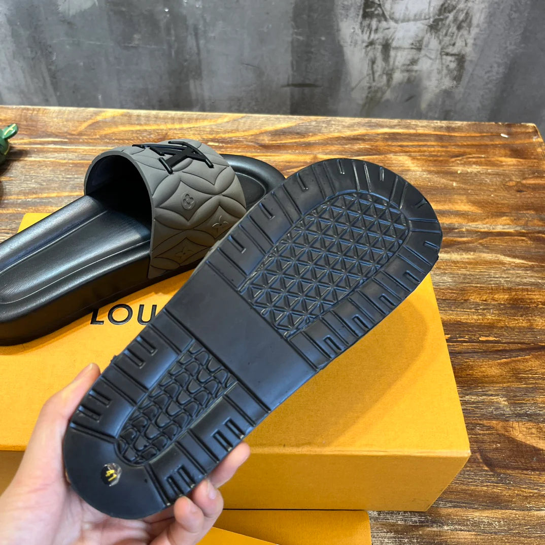 LV SANDAL