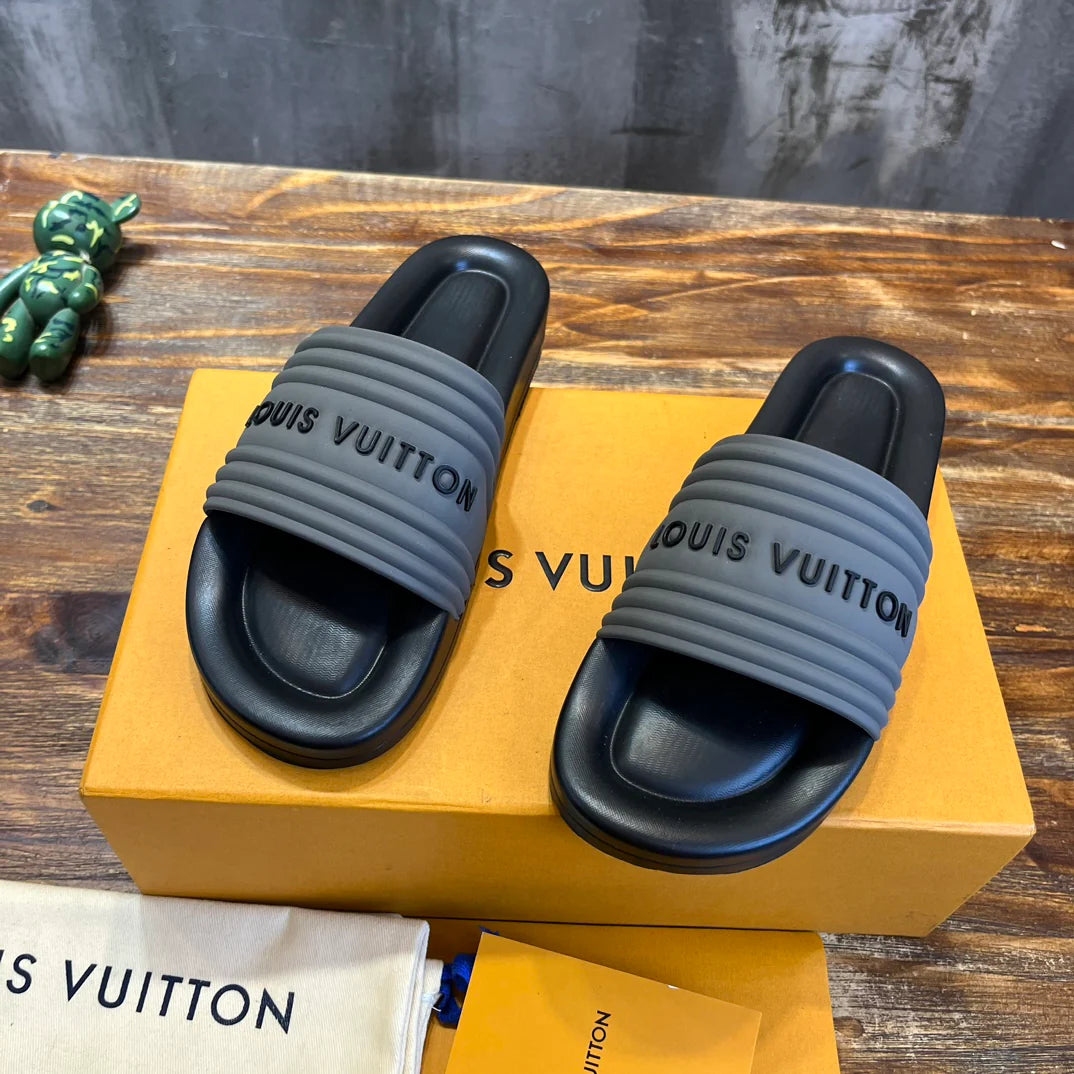 LV SANDAL