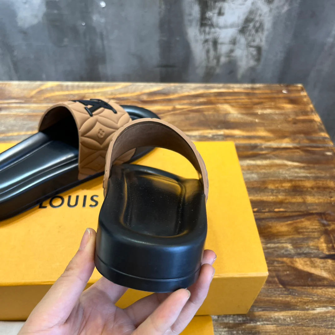 LV SANDAL
