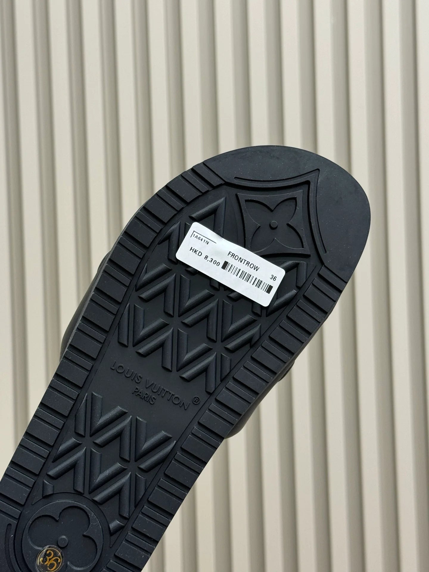 LV SANDAL